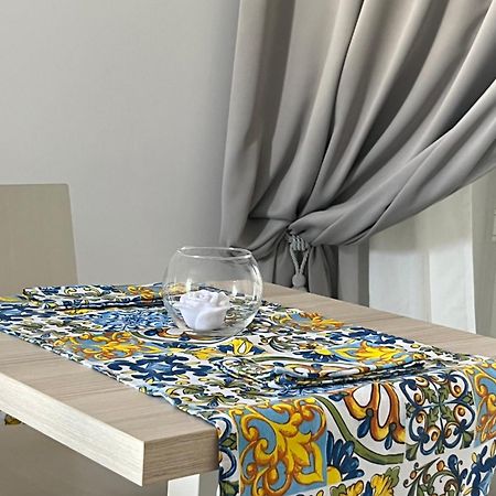 Love Inn Pompeja Zewnętrze zdjęcie